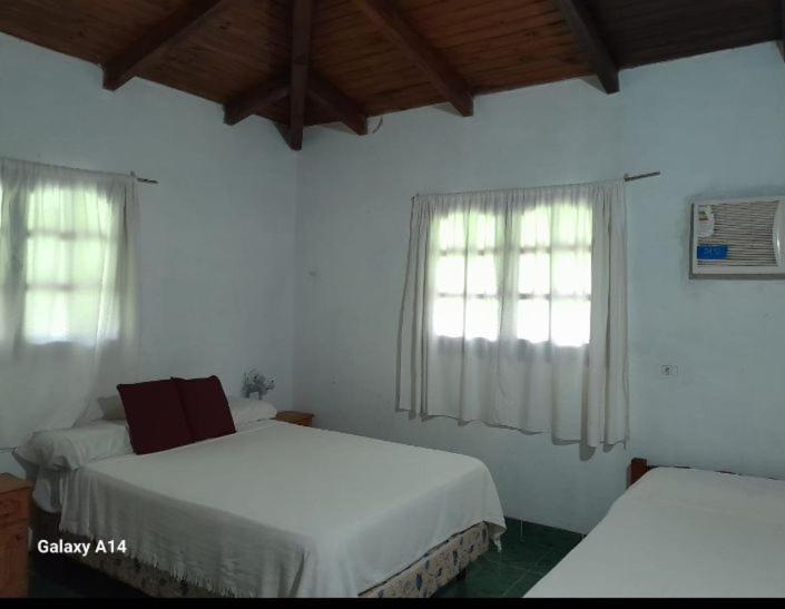 Cabana Ibera Colonia Carlos Pellegrini  Exterior photo